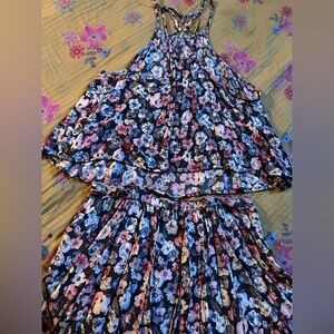 Hollister skirt set- Navy and Pink